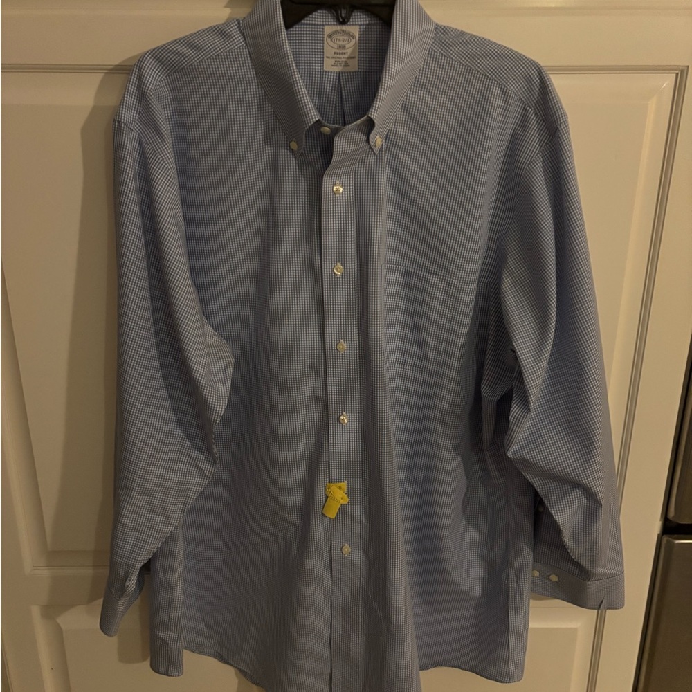 Brooks Brothers Blue Check‎ Dress Shirt. Size 17.5. 32/33. Cotton.